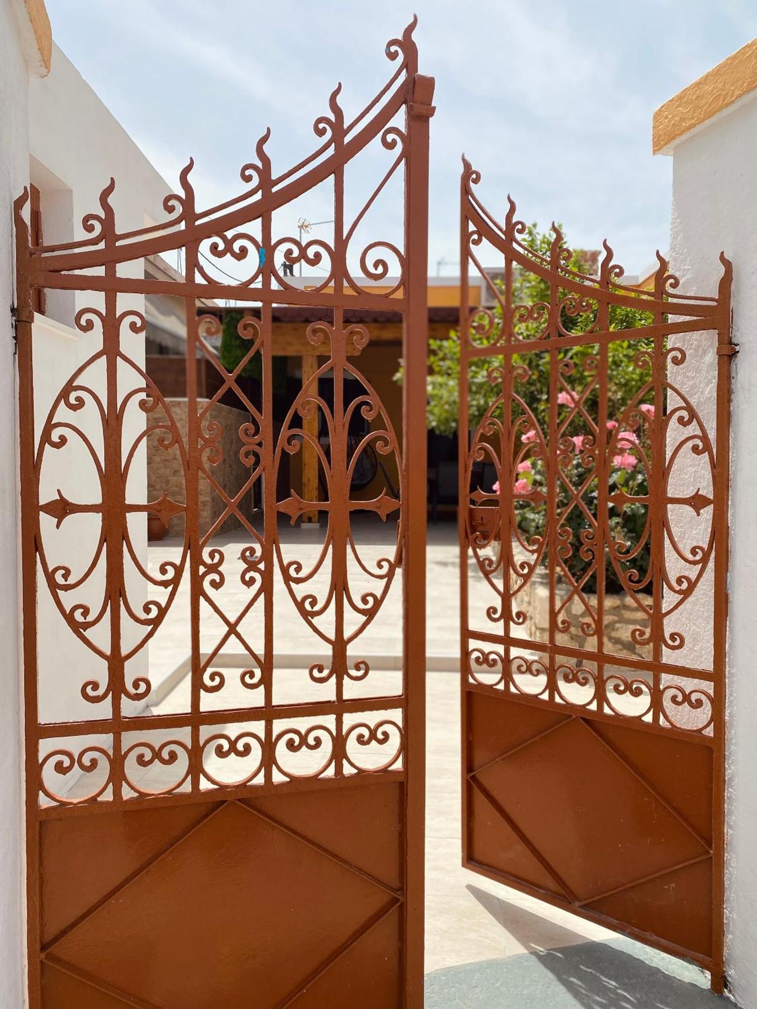 Archangelos Family House ภายนอก รูปภาพ