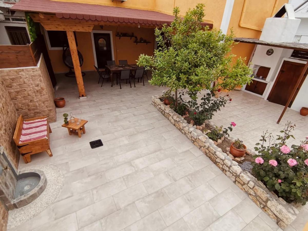 Archangelos Family House ภายนอก รูปภาพ